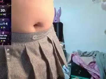 Chaturbate Live Sex Cam of sonialatin69