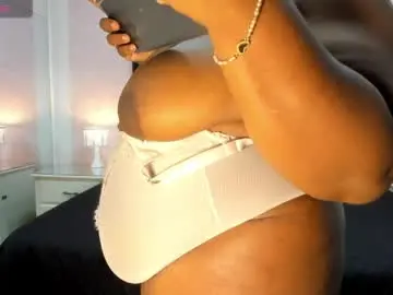 Chaturbate Private Sex Chat of treisyvixen
