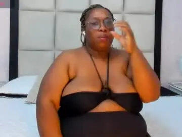 Chaturbate Live Sex Cam of treisyvixen