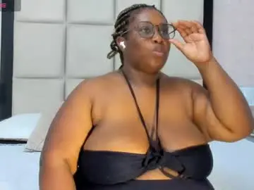 Chaturbate Nude Webcam of treisyvixen
