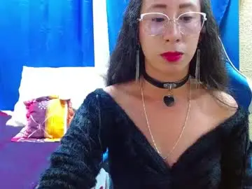 Chaturbate Live Porn of gia_leinn