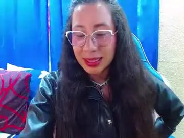 Chaturbate Live Porn of gia_leinn