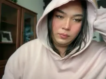 Chaturbate Live Sex Cam of lifeisbeautifulwith__maxine