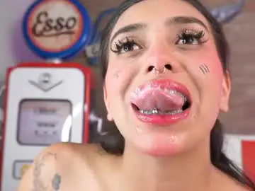 Chaturbate Live Porn of foxy_monserrat