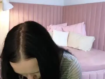 Chaturbate Free Porn Cam of kira_bliss_