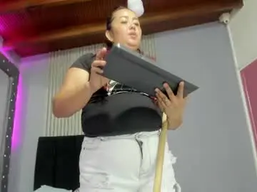 Chaturbate Watch Live Sex Cams of paulinna_curvy