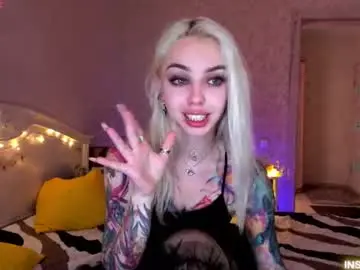 lillimooore from chaturbate