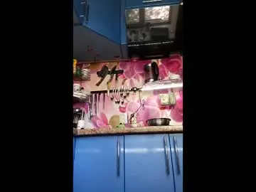 Chaturbate Live Porn of marinka_