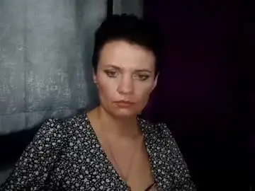 Chaturbate Adult Video Chat of hotmamaqueen234