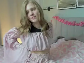 Chaturbate Nude Webcam of jenniferrakow
