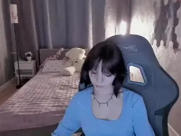 loly_cuttie from chaturbate