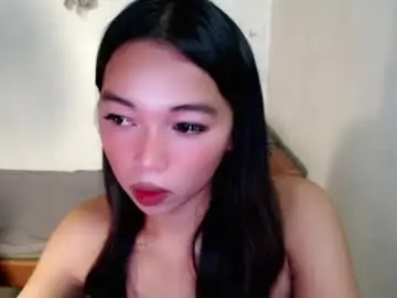 Chaturbate Live Sex Cam of petite_mary69