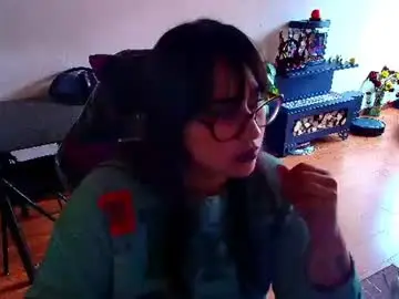 Chaturbate Free Live Porn of cherryy_bombshelll