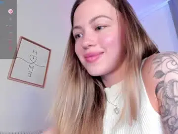 Chaturbate Live Sex Cam of damn_cutie
