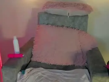 Chaturbate Adult Video Chat of emeraldmusee