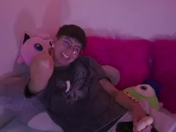 Chaturbate Live Porn of tommy_blue1