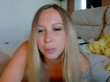 Chaturbate Live Porn of _mari_