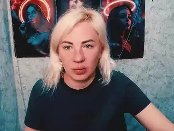 Chaturbate Best live sex cam show of alinafrey_