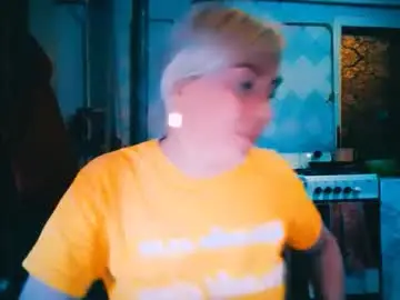 Chaturbate Live Porn of alinafrey_
