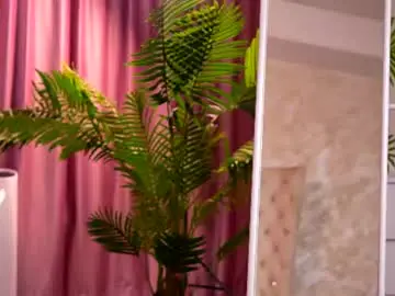 Chaturbate Watch Live Sex Cams of lalaroze