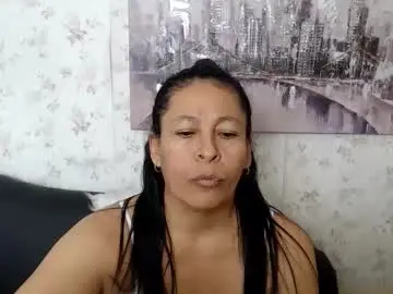 Chaturbate Watch Live Sex Cams of mature_martina_