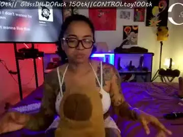Chaturbate Live Sex Cam of alesyahampton