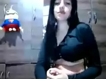 Chaturbate Live Sex Cam of alyson_skyler