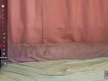 Chaturbate Nude Webcam of skinnyladyy