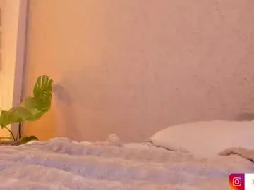 Chaturbate Sex Cam of miah_luv