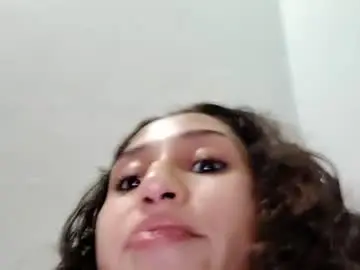 queenjenn__ from chaturbate