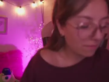 Chaturbate Watch Live Sex Cams of milly_kenner