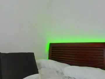 Chaturbate Live Porn of sweetafrican_squirt1