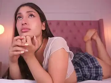 Chaturbate Free Porn Cam of honeyymoonn_