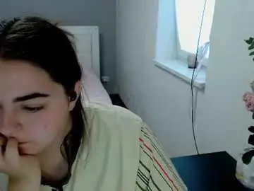 Chaturbate Adult Webcams of ellies_8