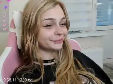 Chaturbate Free Live Porn of melonipinkbb