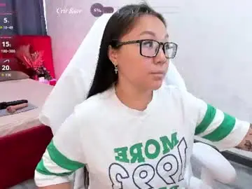Chaturbate Live Sex of vivien_montclair