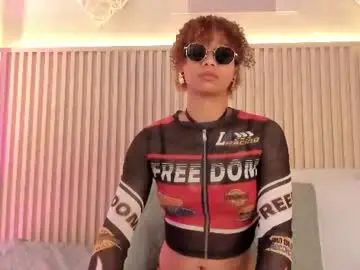 Chaturbate Live Sex of daiana_curly