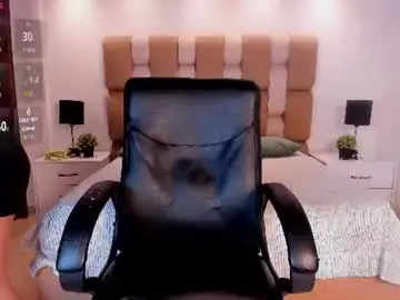 Chaturbate Sex Chat of lea_rousse_