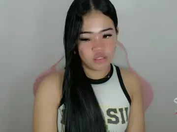 Chaturbate Live Sex Cam of alesha_vibe_me