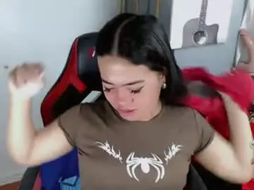 Chaturbate Live Sex Cam of alesha_vibe_me