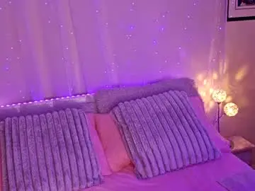 Chaturbate Live Sex Cam of purejoy_x