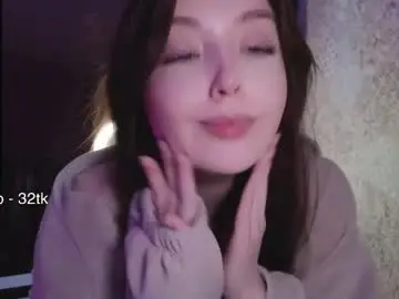 Chaturbate Free Porn Cam of elusive_mia