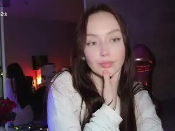 elusive_mia from chaturbate