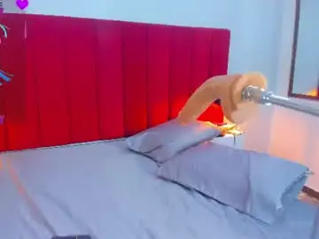 Chaturbate Nude Webcam of eby_muriel