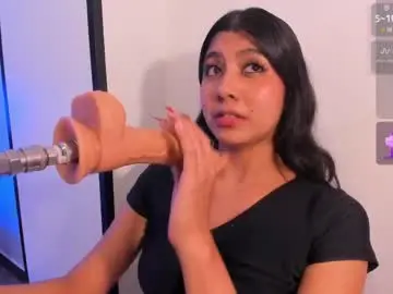 Chaturbate Best live sex cam show of lanna_doll_