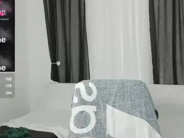Chaturbate Best live sex cam show of sexy_emeli