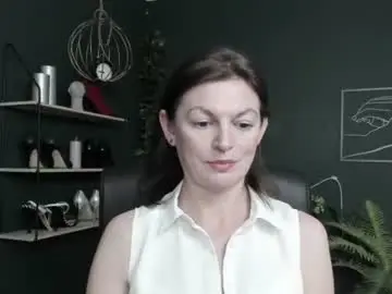Chaturbate Free Porn Cam of vivian_dream