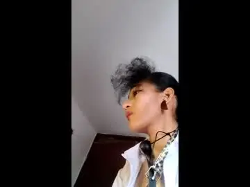 Chaturbate Nude Webcam of amelie__martinez