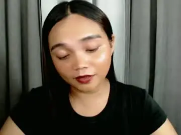 Chaturbate Live Sex Cam of holy_shine