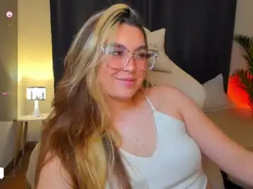 Chaturbate Free Live Porn of dakottaa__